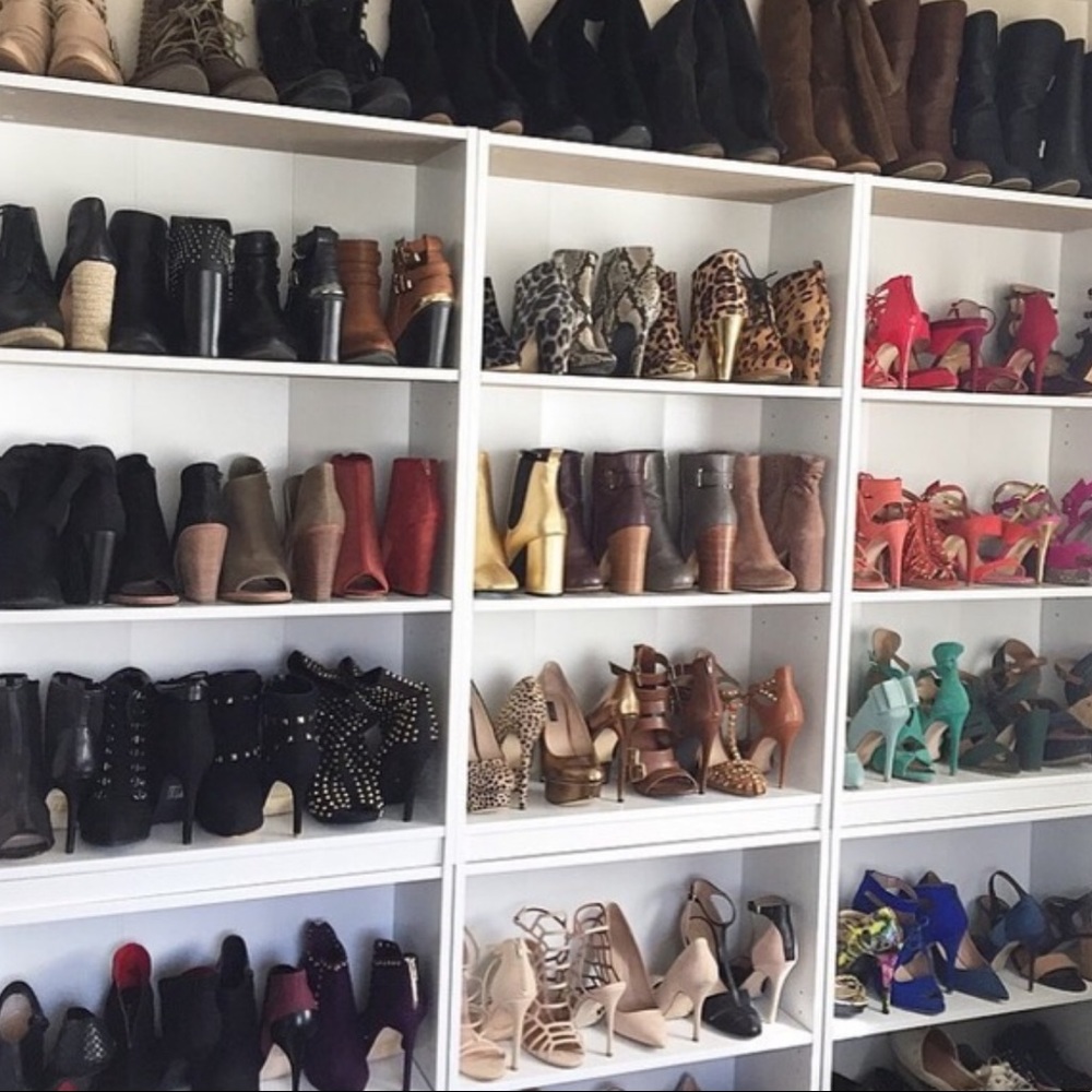 Bookmark my closet! ❤️ - Picture 3 of 8